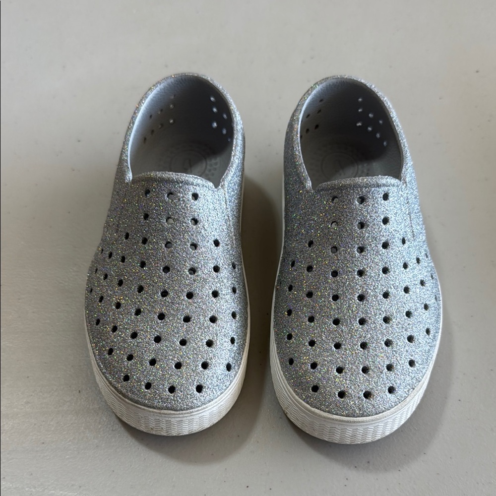 Native Kids Silver Slip-On Shoes Miles Size C 11